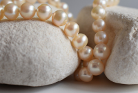 Unveiling the Latest Pearl Jewelry Trends for the Season: Timeless ...