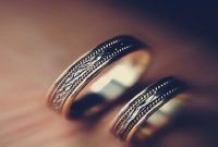Wedding bands buying tips